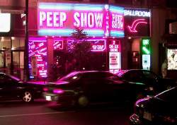 Night time on rue St Catharine