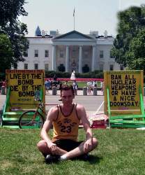 A moment of Zen before the White House :)