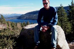 On the way back to Truckee, I turned off to see Donner Lake.