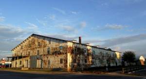An old barn in downtown Rogers