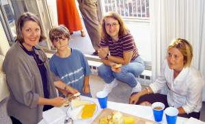 Le Duc's dear aunt, la Duchesse Rosalie with her son and heir le Comte Tristan, helping
themselves to petits-fours. By their side, Professor Heike pauses from her long
explanation of the synthesis of mercury from gold, while Sister Theresa
of the Three Veils demurely avoids the camera's glare.
