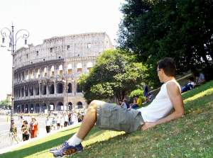Resting in the shade, nearly at the Colosseum