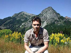 Finally, at Skykomish, I passed through some beautiful mountain scenery
again, and found a great place to take photographs.