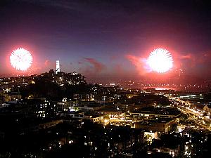 July 4th fireworks - there are always two displays, one nearby, at Fisherman's Wharf, and one, which you can
see behind Telegraph Hill, in the Marina.