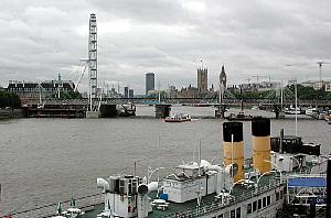 A grey London from the Waterloo Bridge.