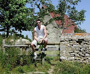 I had a picnic lunch in the churchyard (St Giles) of a small village in Oxfordshire (Wendlebury)
