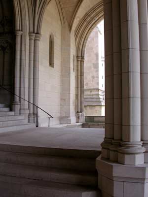 Columns, steps and architectural objects of uncertain nomenclature