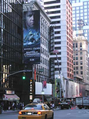 Huge posters of the upcoming movie based on the Aubrey/Maturin series by Patrick Obrien have
appeared everywhere.