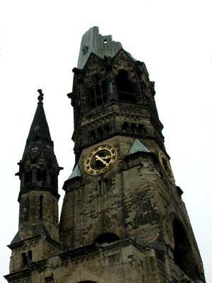 The ruined Kaiser Willhelm Gedachtniskirsche